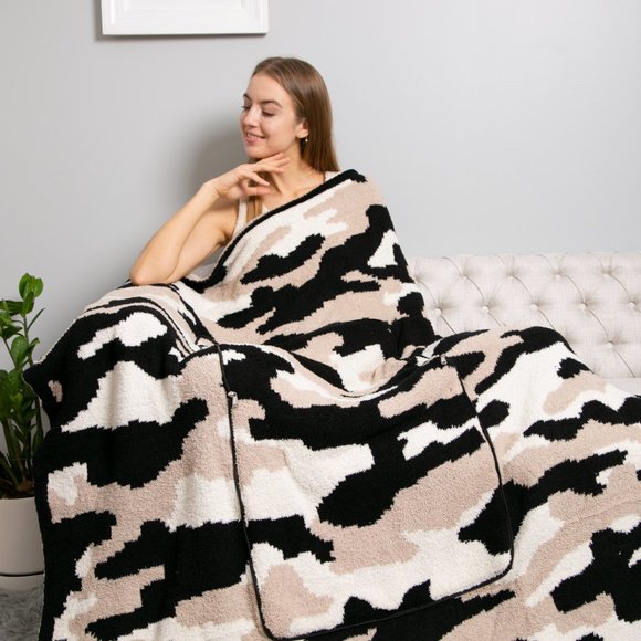 P/S 2 in 1 Blanket/Pillow! Camouflage Pattern Luxury Soft Throw Blanket & Pillow - Picture 2 of 13